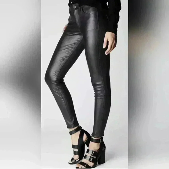 True Religion Mid Rise  Halle Super Skinny Leather pants . Ladies size 29 - Picture 1 of 15